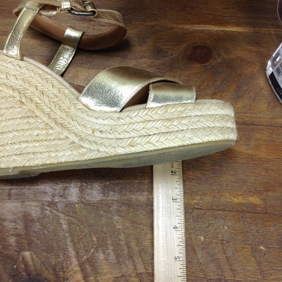 ❌Marc by Marc Jacobs Gold Leather Wedge Espadrille - Picture 8 of 8